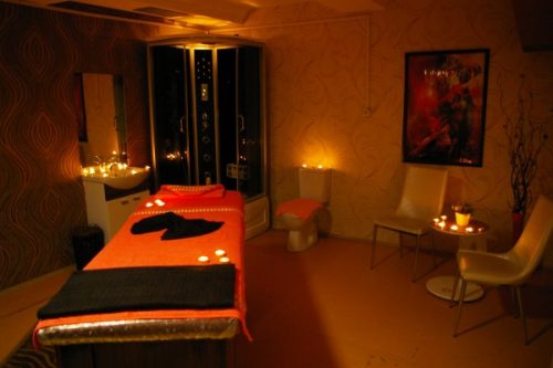 Dinar  escort Şans
